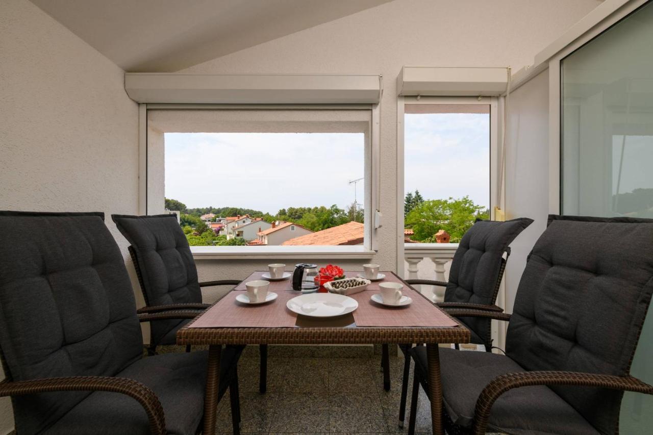 Apartments Somi Poreč Exterior foto